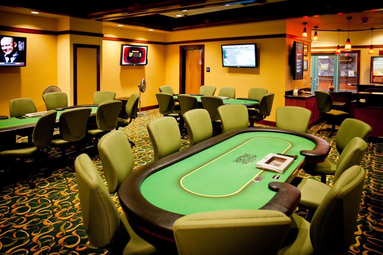 Lucky 7 Casino & Hotel Smith River Bagian luar foto